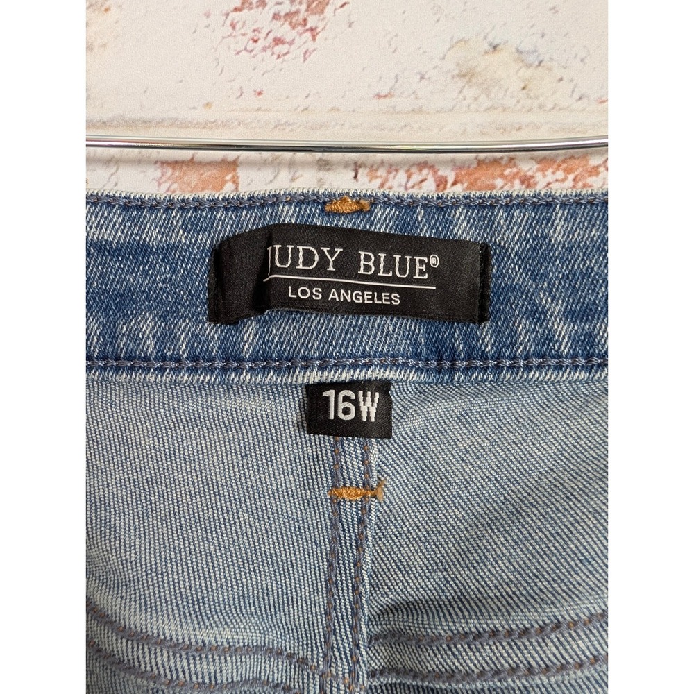 Judy Blue Vintage Straight Jeans Women 16W Blue High Waist NWT - Picture 2 of 9
